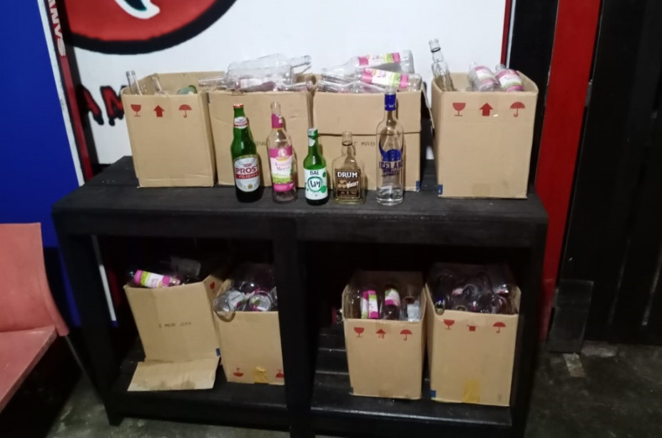 Warung Kopi di Jalan Ir Juanda: Saingan Rival Saat Citimall Datang